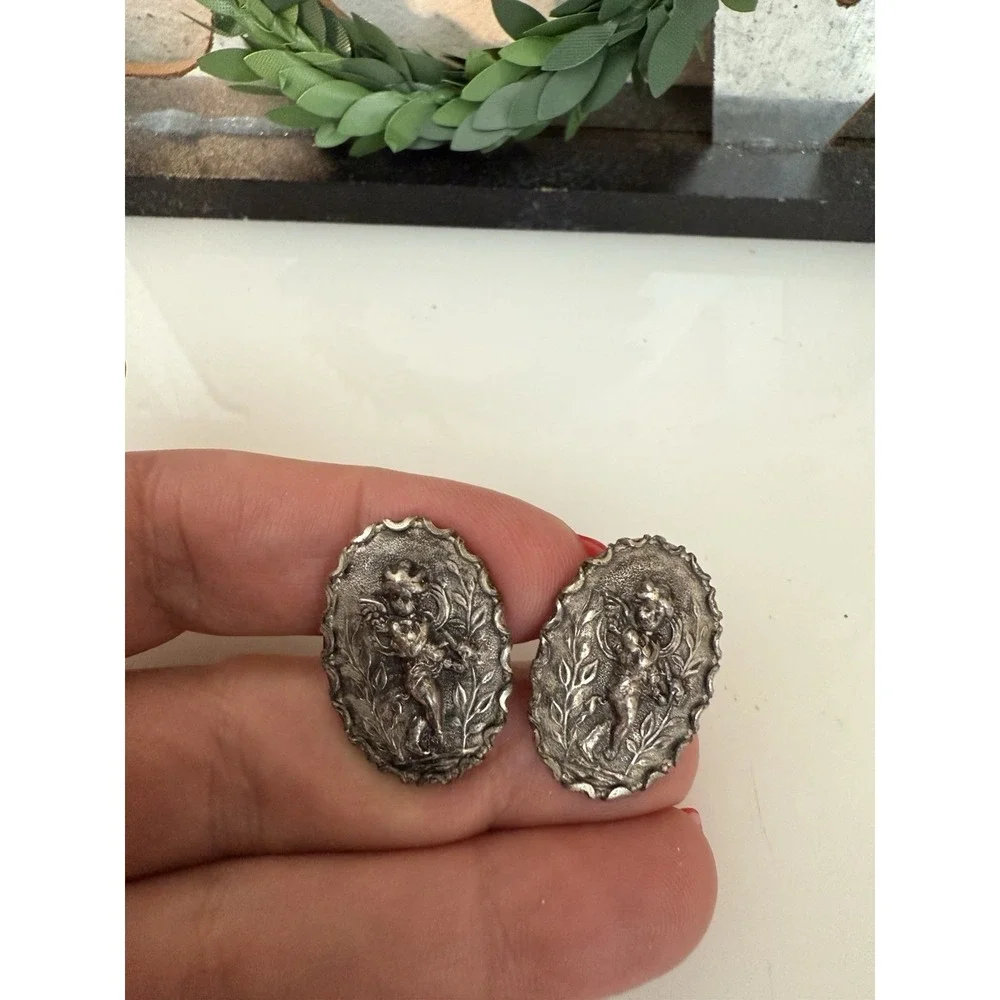 Vintage Silver Tone Oval Cherub Cufflinks Antique Suit Accessory Unique Details